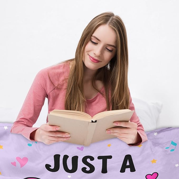 K-Pop Gifts for Teen Girls Women, K-Pop Music Throw Blanket, Christmas Day Gift for Kpop Fan, Just a Girl Who Loves Kpop