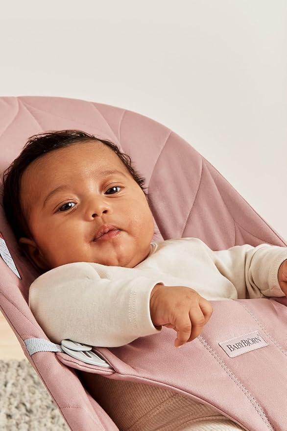 BabyBjörn Bouncer Bliss, Dusty Pink, Woven, Petal Quilt | 2-in-1 Adjustable Baby Bouncer Seat and Toddler Chair, Newborn to Toddler (8-29 lbs), 4 Positions, Lightweight & Portable