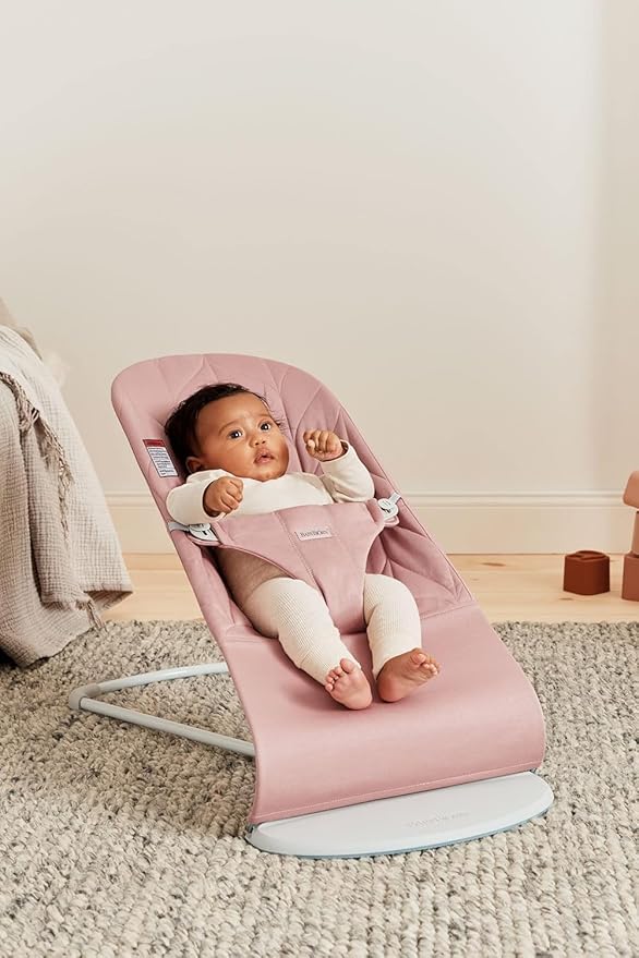 BabyBjörn Bouncer Bliss, Dusty Pink, Woven, Petal Quilt | 2-in-1 Adjustable Baby Bouncer Seat and Toddler Chair, Newborn to Toddler (8-29 lbs), 4 Positions, Lightweight & Portable