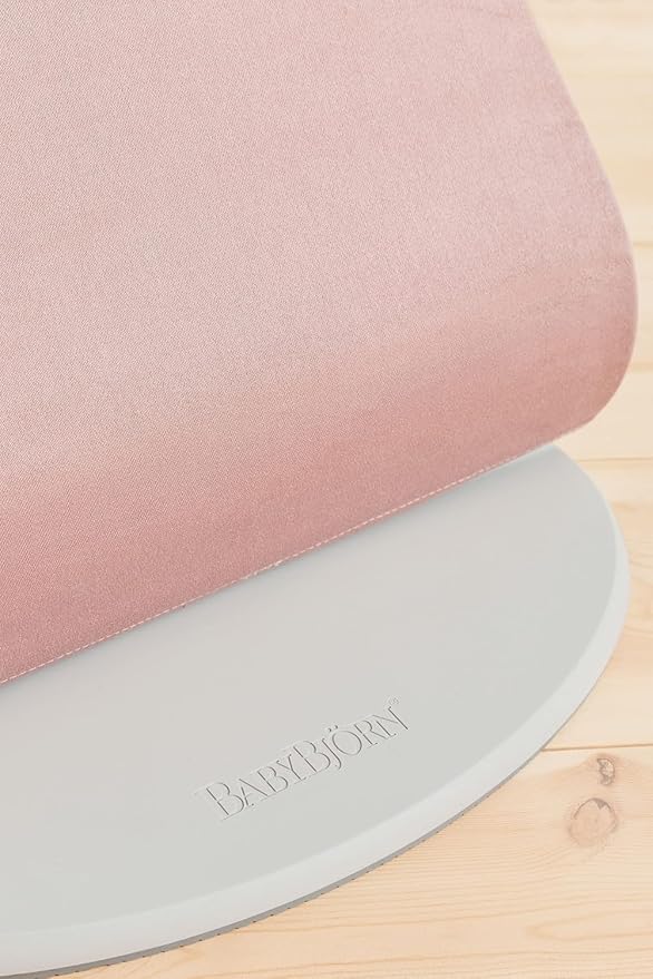 BabyBjörn Bouncer Bliss, Dusty Pink, Woven, Petal Quilt | 2-in-1 Adjustable Baby Bouncer Seat and Toddler Chair, Newborn to Toddler (8-29 lbs), 4 Positions, Lightweight & Portable